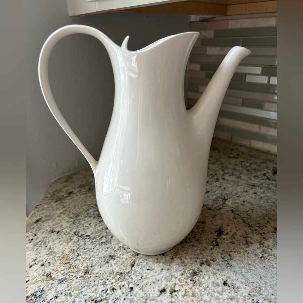 Eva Zeisel for Crate&Barrel Tea Pot